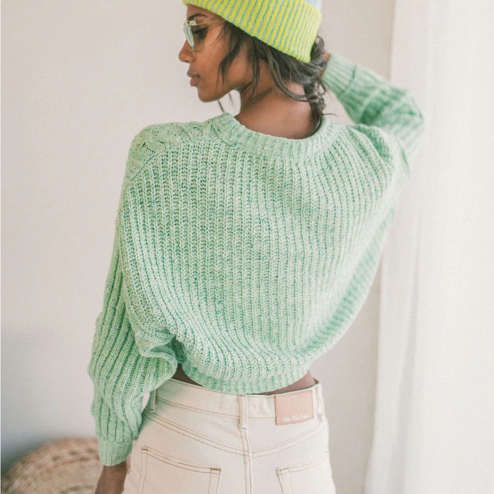 FREE PEOPLE MINT GREEN CROP CHUNKY SWEATER SIZE SMALL - Picture 3 of 6